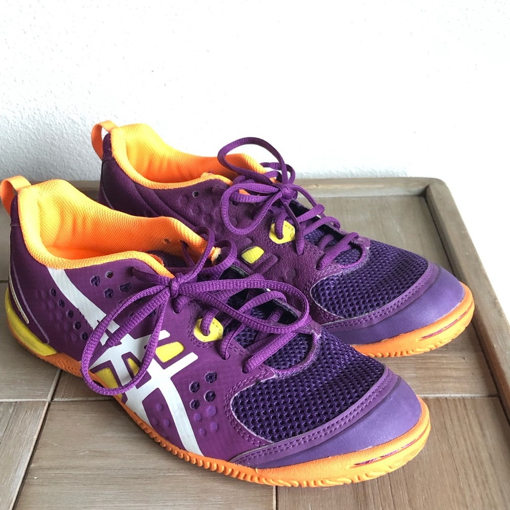 ASICS